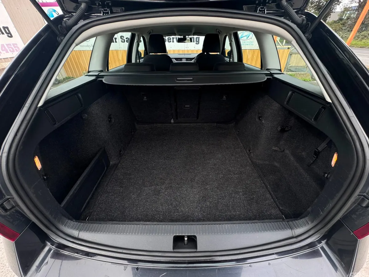 Skoda Octavia Estate, Diesel, 2020, Black