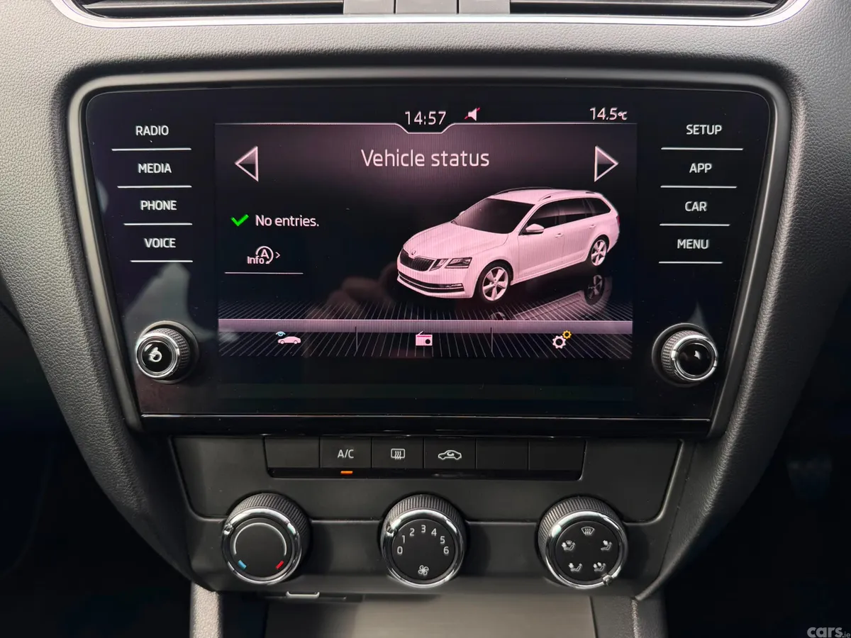 Skoda Octavia Estate, Diesel, 2020, Black