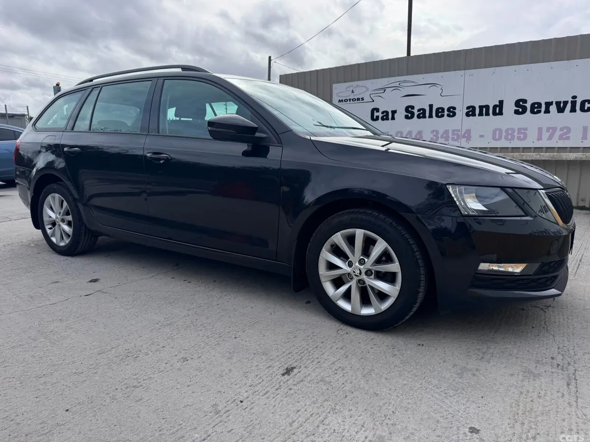 Skoda Octavia Estate, Diesel, 2020, Black