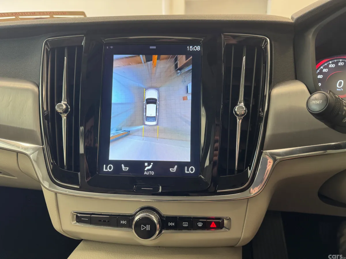 Volvo S90 Saloon, Diesel, 2020, Black