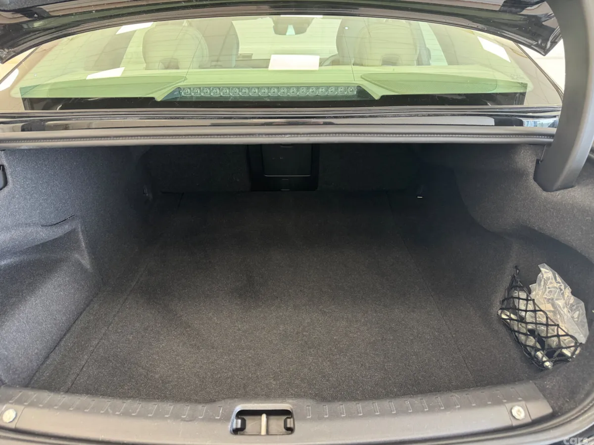 Volvo S90 Saloon, Diesel, 2020, Black