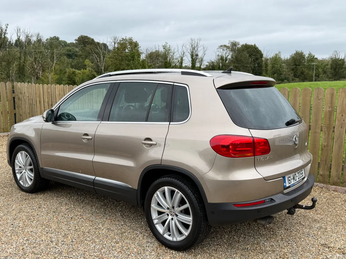 Volkswagen Tiguan SUV, Diesel, 2016, Brown