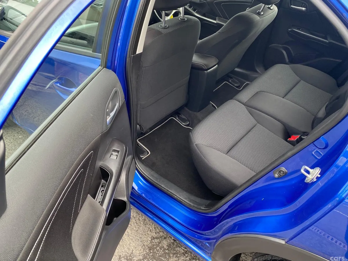 Honda Civic Hatchback, Diesel, 2016, Blue