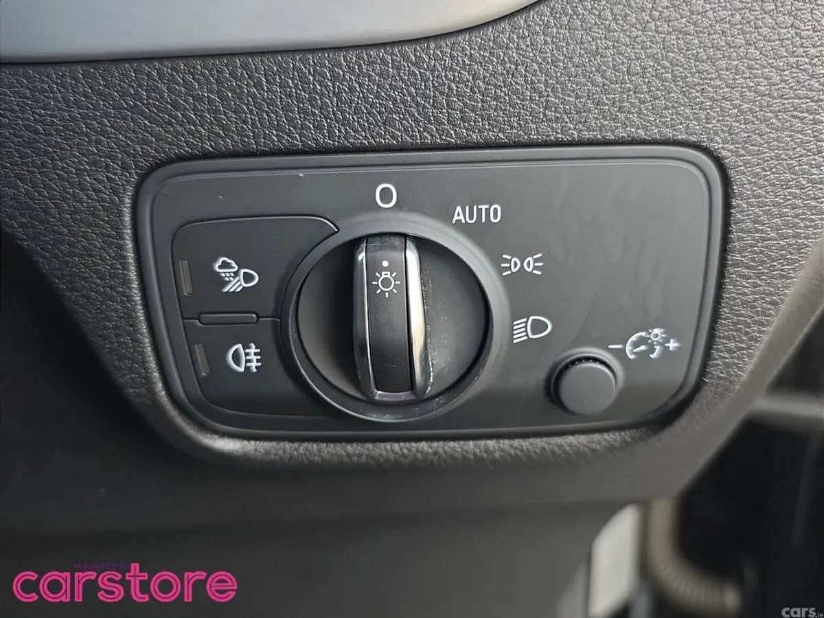 Audi Q2 Hatchback, Petrol, 2018, Black