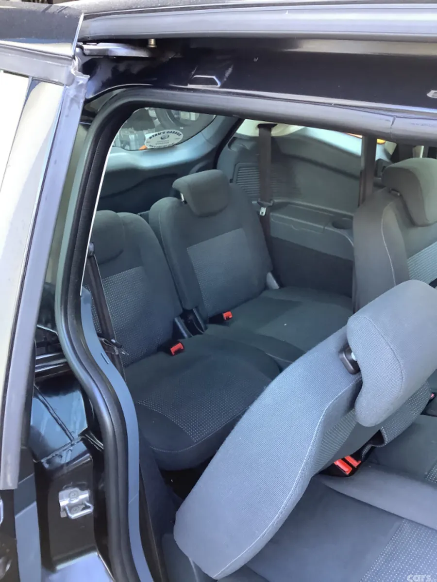 Ford Grand C-Max MPV, Diesel, 2014, Black