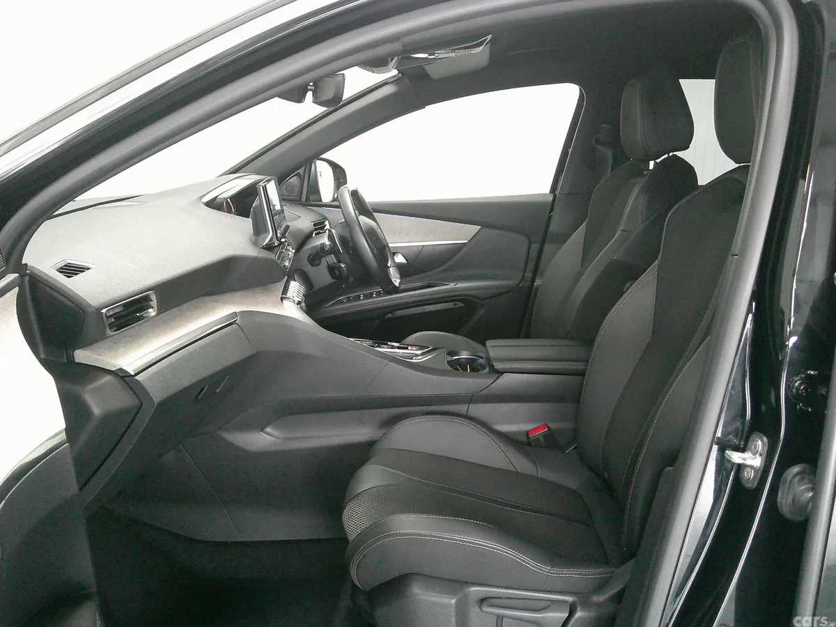 Peugeot 3008 MPV, Diesel, 2024, Black