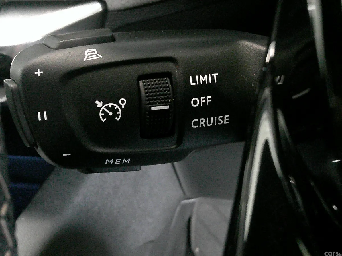 Peugeot 3008 MPV, Diesel, 2024, Black