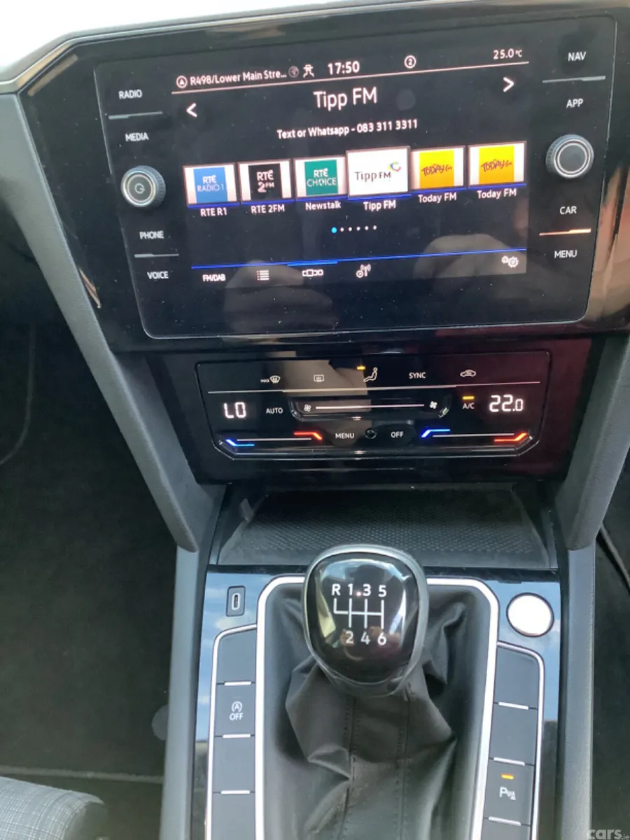 Volkswagen Passat Saloon, Diesel, 2022, Grey