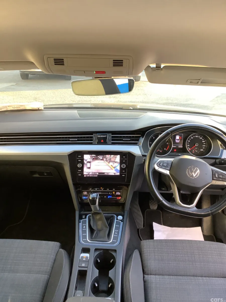Volkswagen Passat Saloon, Diesel, 2022, Grey