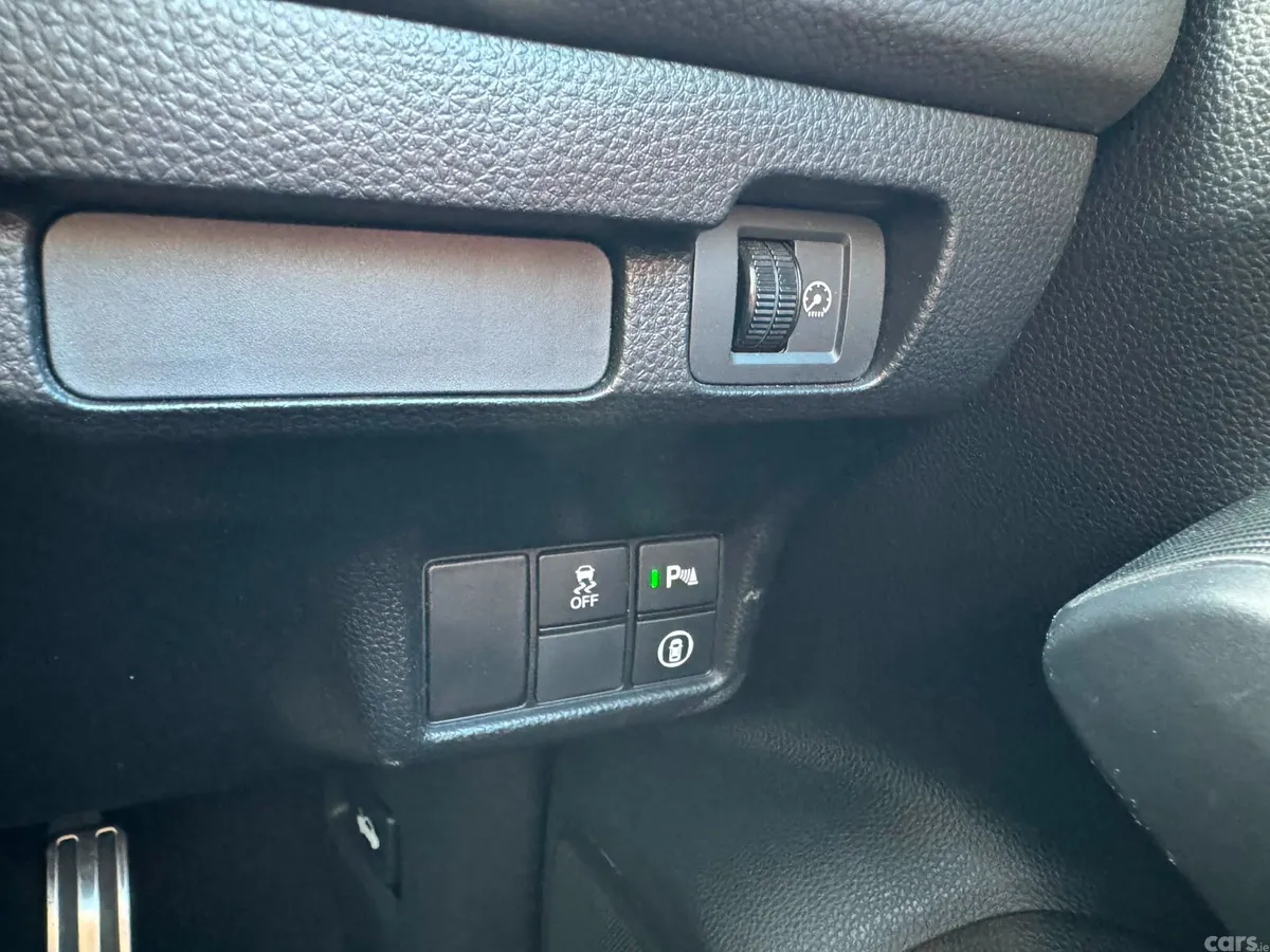 Honda Civic Hatchback, Petrol Hybrid, 2025, Grey
