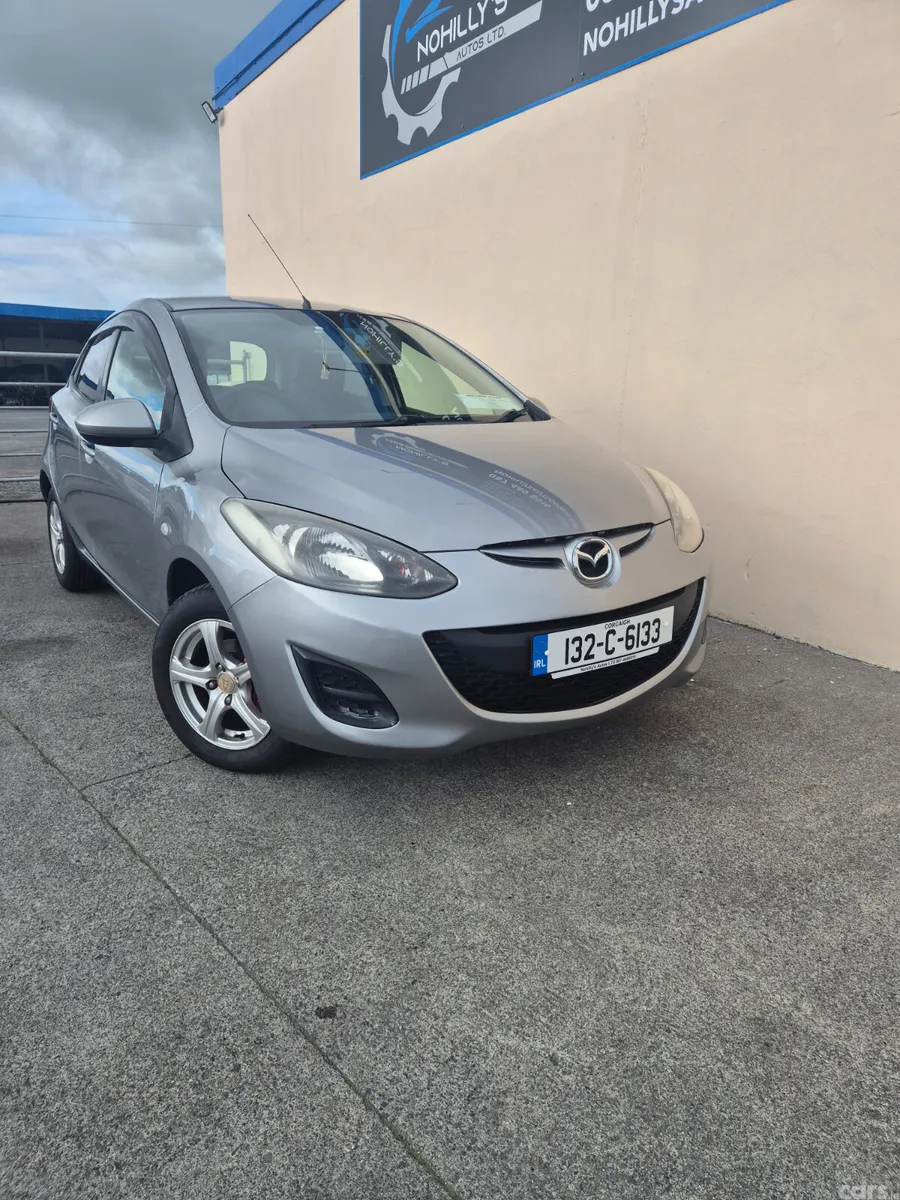 Mazda Demio MPV, Petrol, 2013, Silver