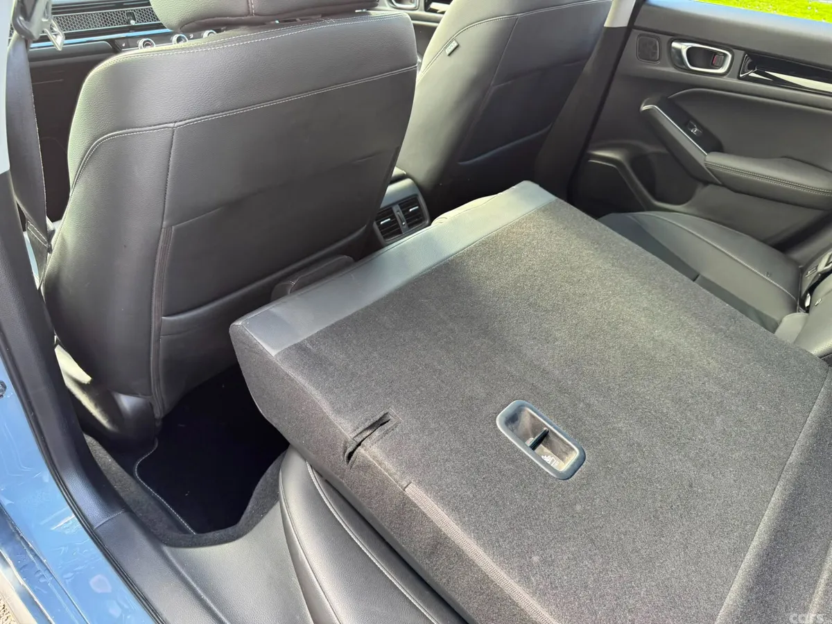 Honda Civic Hatchback, Petrol Hybrid, 2025, Grey