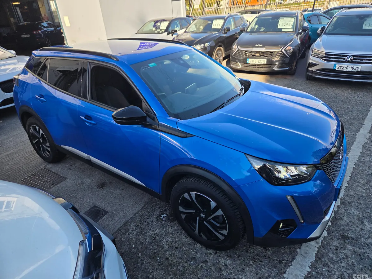 Peugeot 2008 MPV, Petrol, 2022, Blue