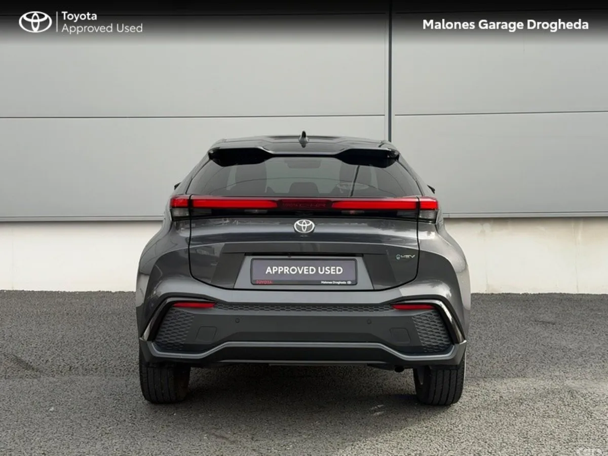Toyota C-HR SUV, Petrol Hybrid, 2025, Grey