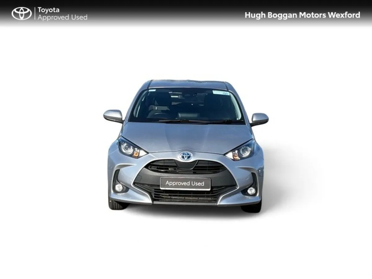 Toyota Yaris Hatchback, Petrol Hybrid, 2023, Grey