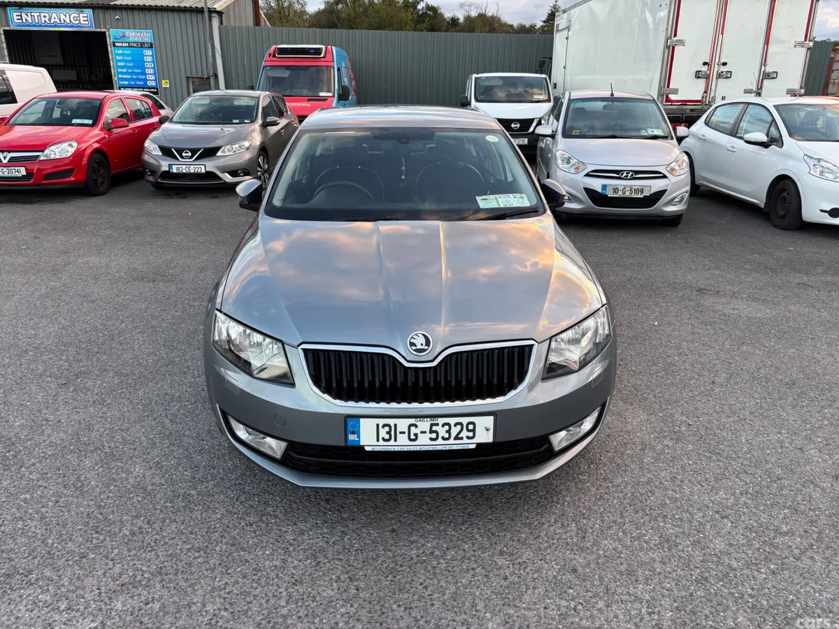 Skoda Octavia Hatchback, Diesel, 2013, Grey