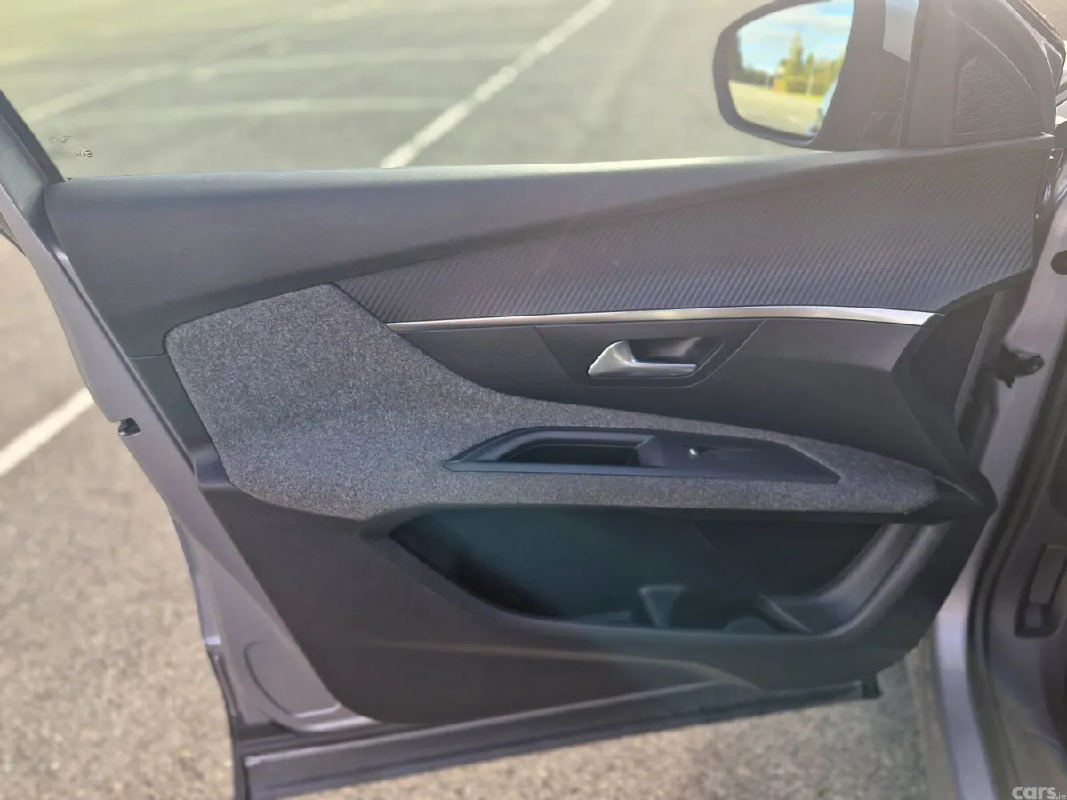 Peugeot 3008 SUV, Diesel, 2017, Grey