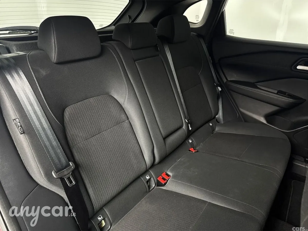 Nissan Qashqai MPV, Petrol, 2024, Red