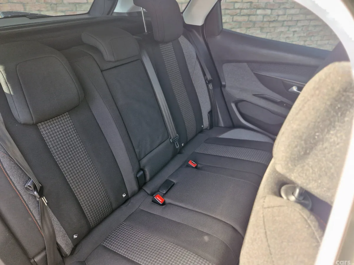 Peugeot 3008 SUV, Diesel, 2017, Grey
