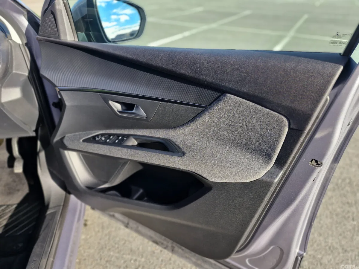 Peugeot 3008 SUV, Diesel, 2017, Grey