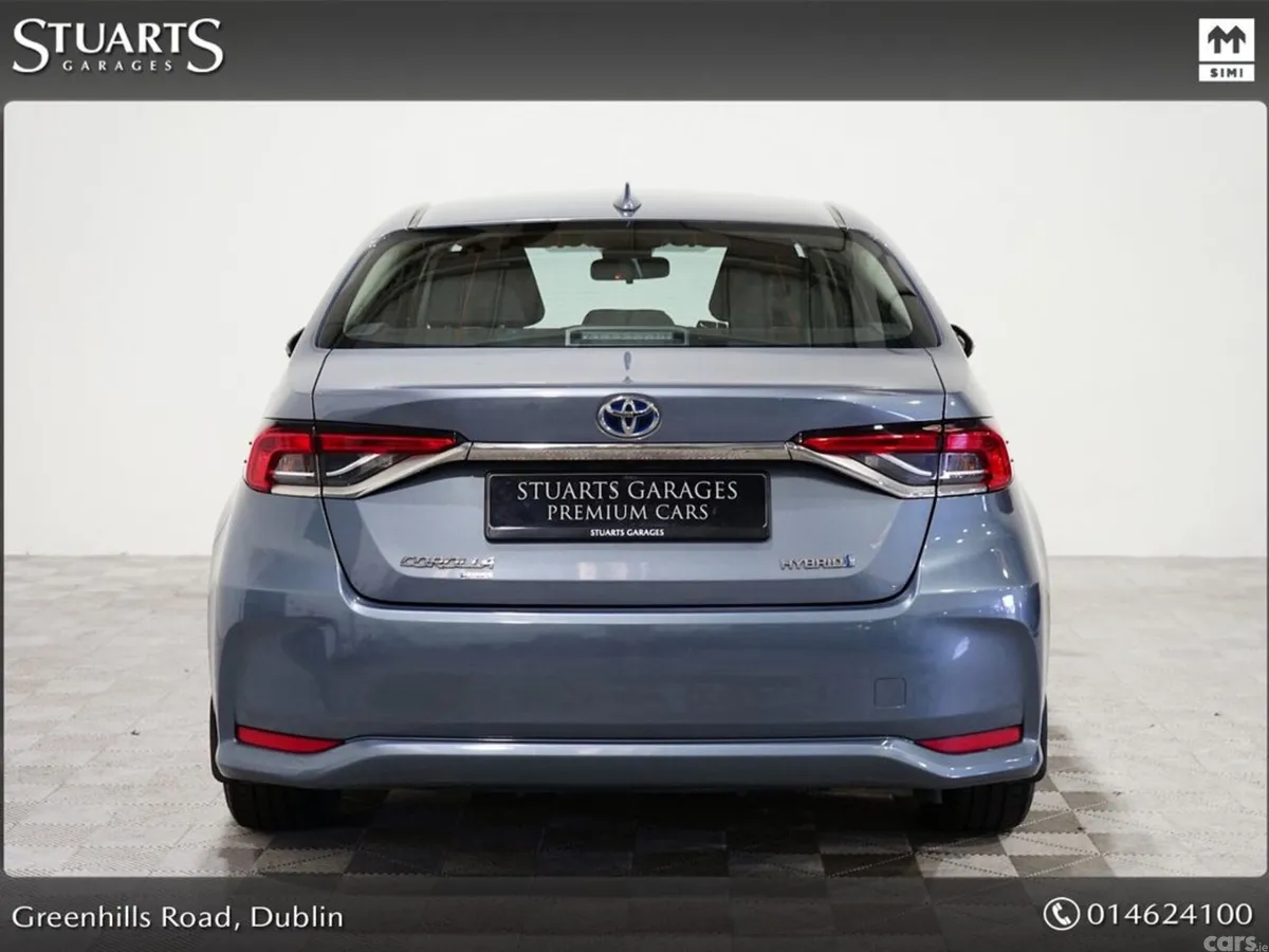 Toyota Corolla Saloon, Petrol Hybrid, 2022, Grey