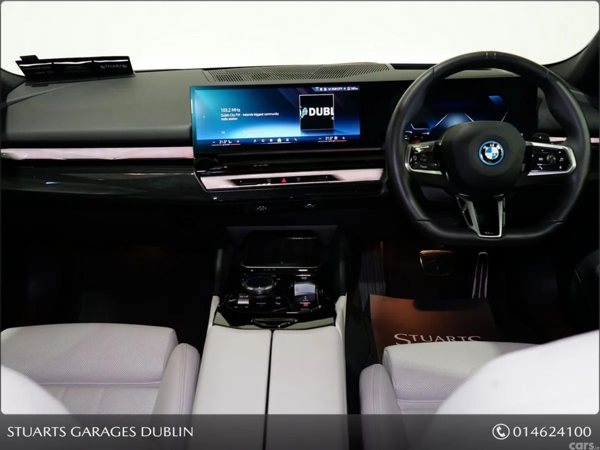 BMW 5-Series Estate, Petrol Plug-in Hybrid, 2025, Black