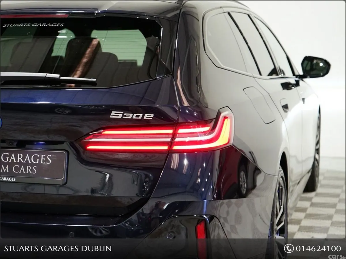 BMW 5-Series Estate, Petrol Plug-in Hybrid, 2025, Black