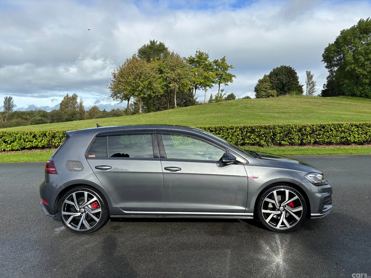Volkswagen Golf Hatchback, Petrol, 2018, Grey