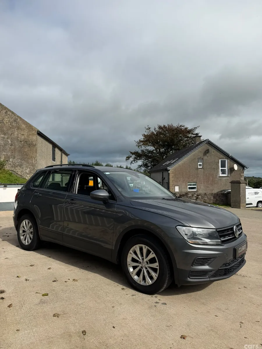 Volkswagen Tiguan SUV, Diesel, 2017, Grey