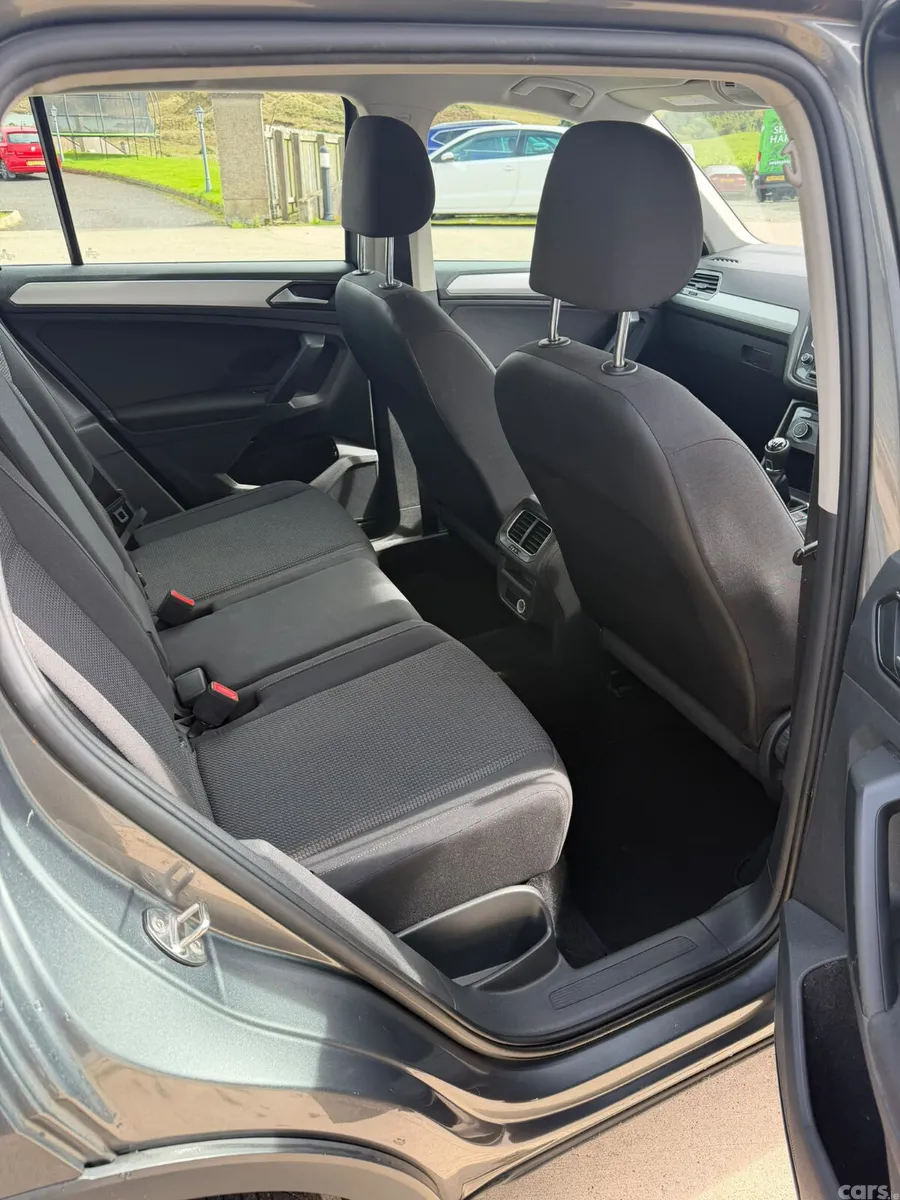 Volkswagen Tiguan SUV, Diesel, 2017, Grey