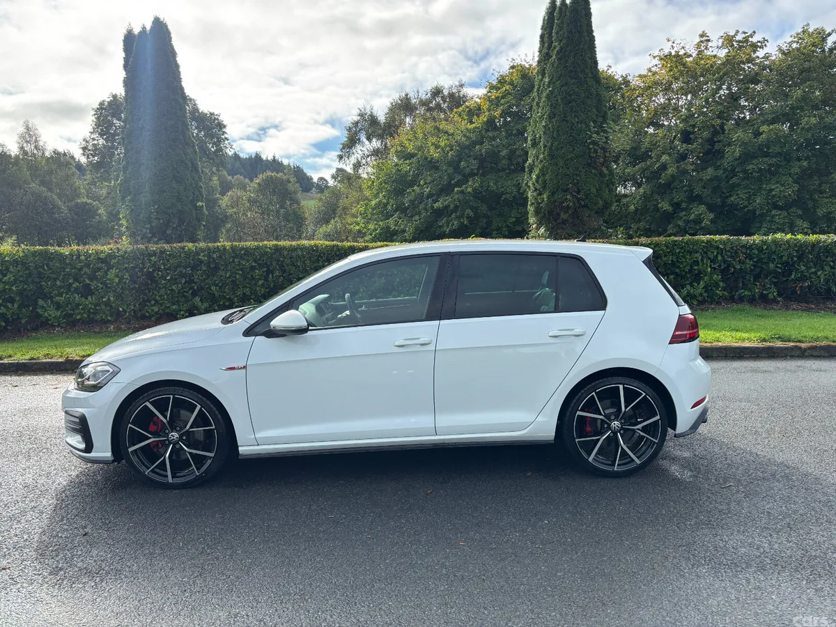 Volkswagen Golf Hatchback, Petrol, 2018, White