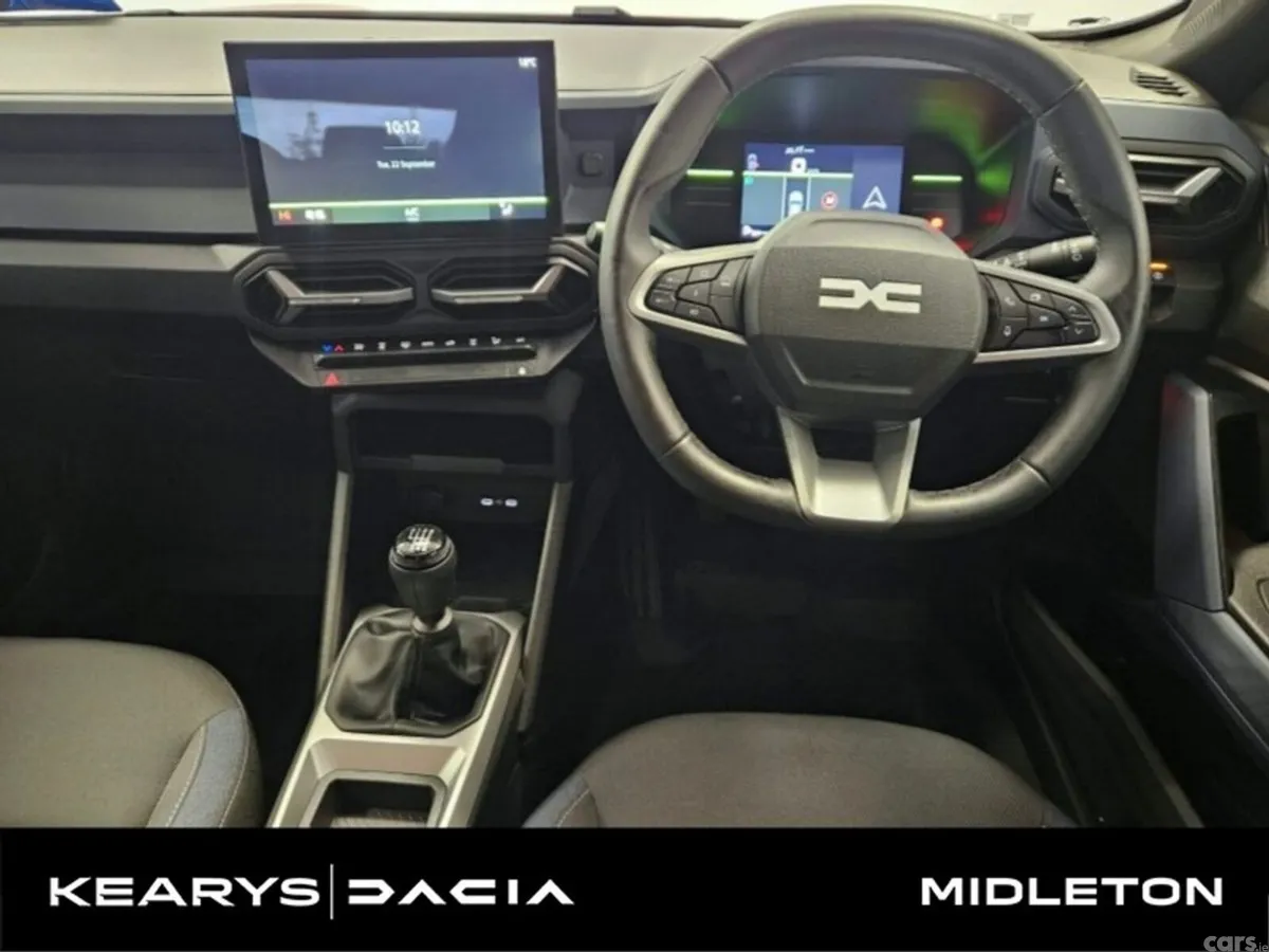 Dacia Duster SUV, Petrol Hybrid, 2025, Brown