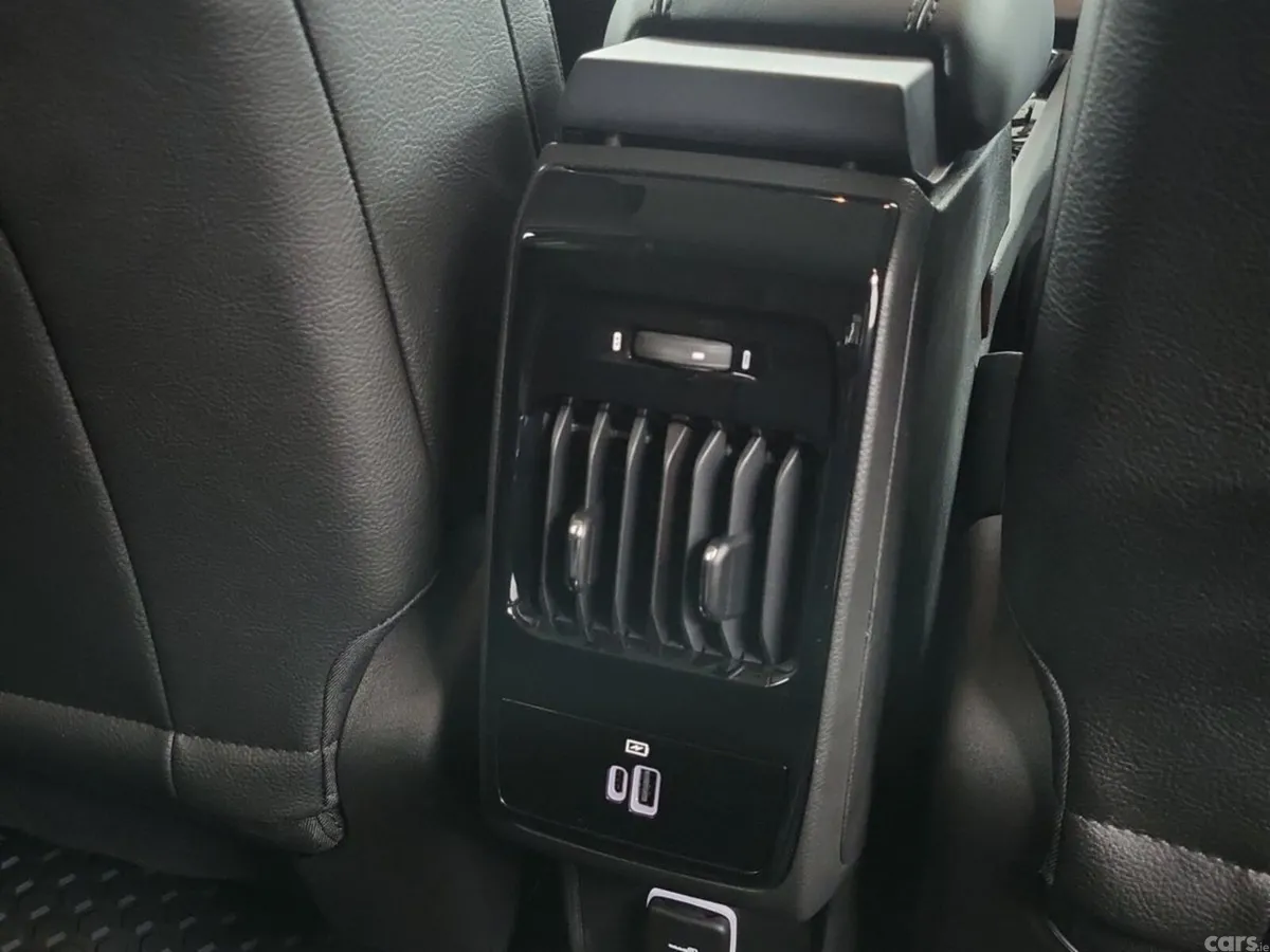 Jeep Compass SUV, Petrol Plug-in Hybrid, 2026, Green