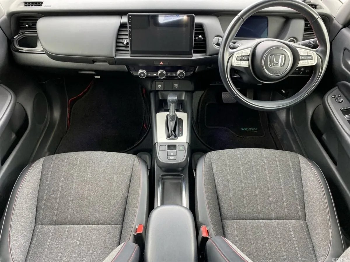 Honda Fit Hatchback, Petrol Hybrid, 2022, White