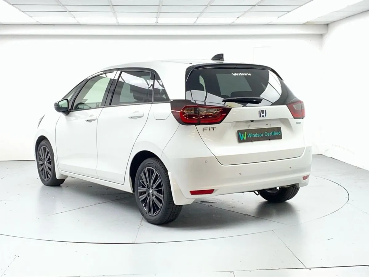 Honda Fit Hatchback, Petrol Hybrid, 2022, White