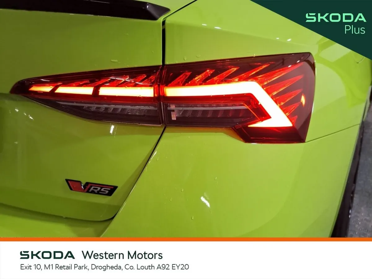 Skoda Octavia Saloon, Petrol, 2025, Green