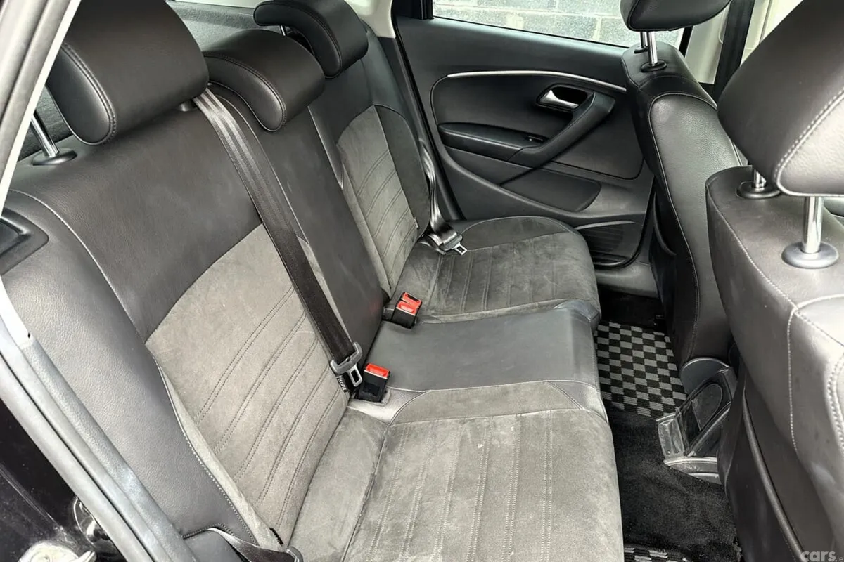 Volkswagen Polo Hatchback, Petrol, 2016, Black