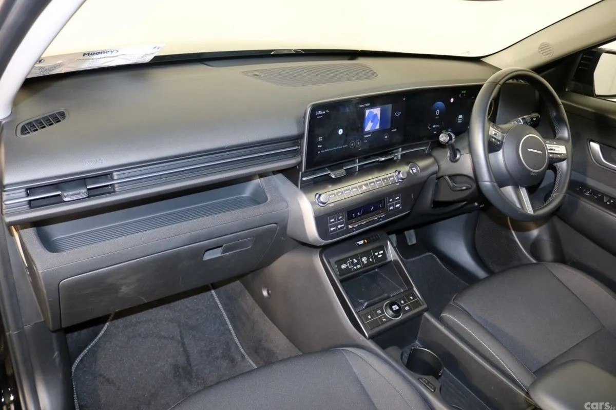 Hyundai KONA SUV, Petrol Hybrid, 2025, Black