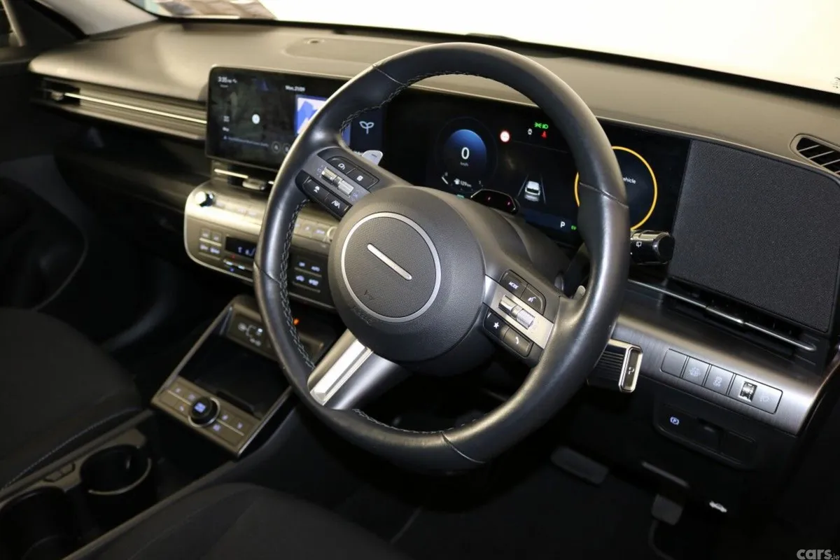 Hyundai KONA SUV, Petrol Hybrid, 2025, Black
