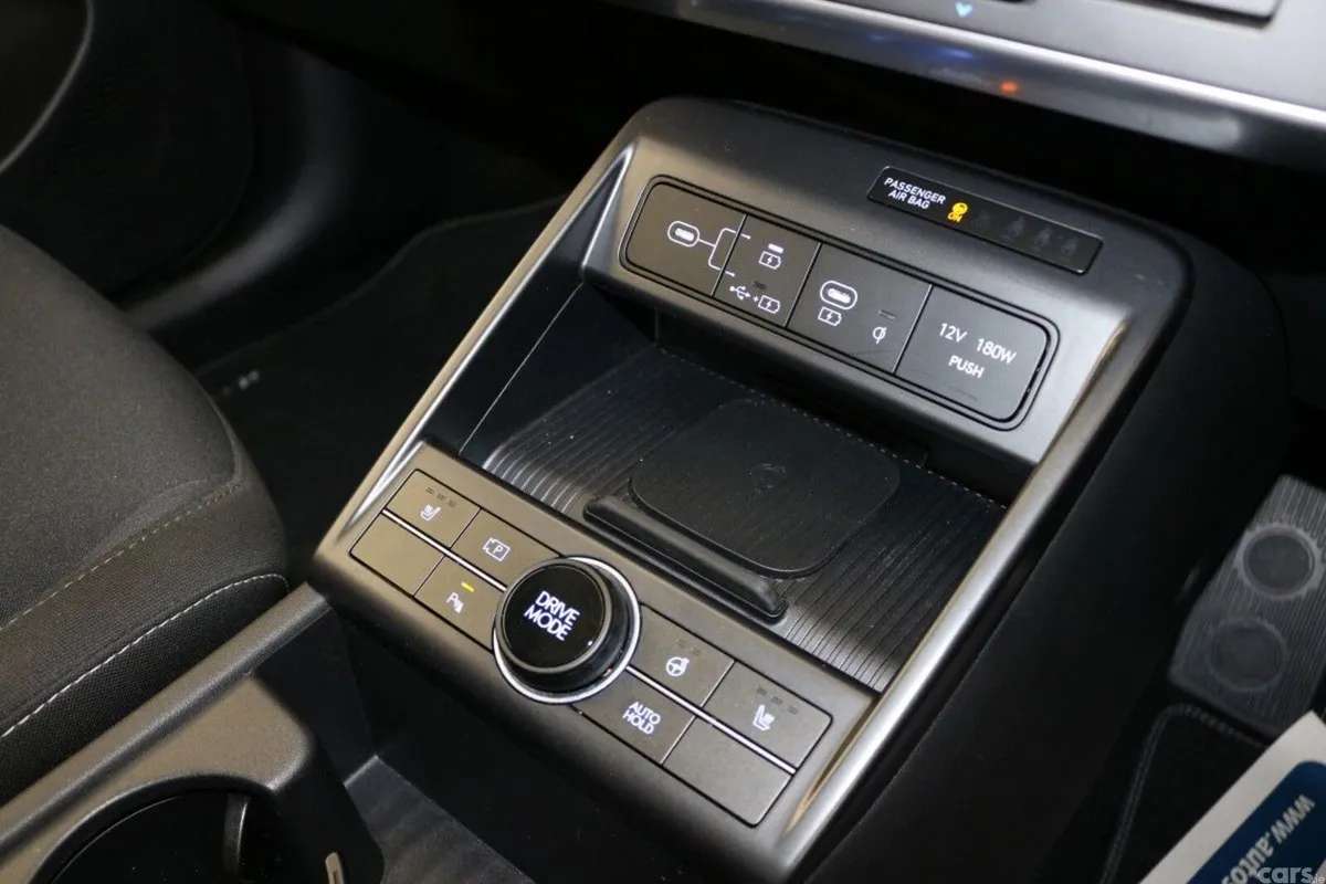 Hyundai KONA SUV, Petrol Hybrid, 2025, Black