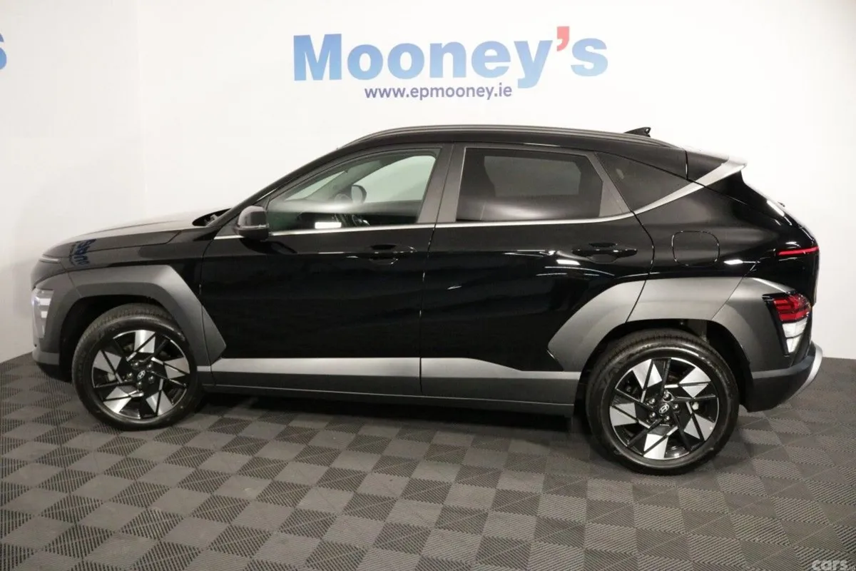 Hyundai KONA SUV, Petrol Hybrid, 2025, Black