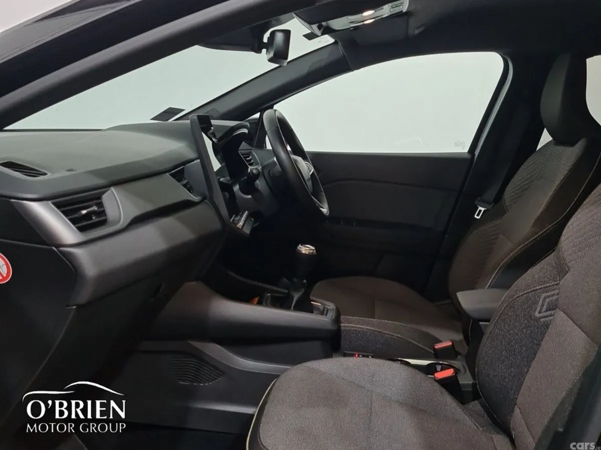 Renault Captur Hatchback, Petrol, 2026, Black