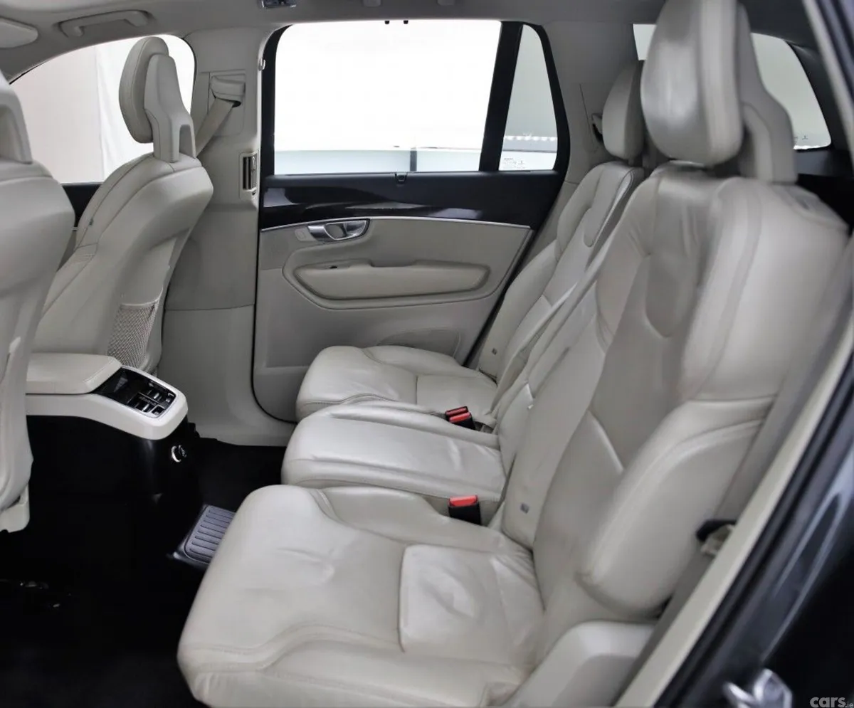 Volvo XC90 SUV, Petrol Plug-in Hybrid, 2018, Grey