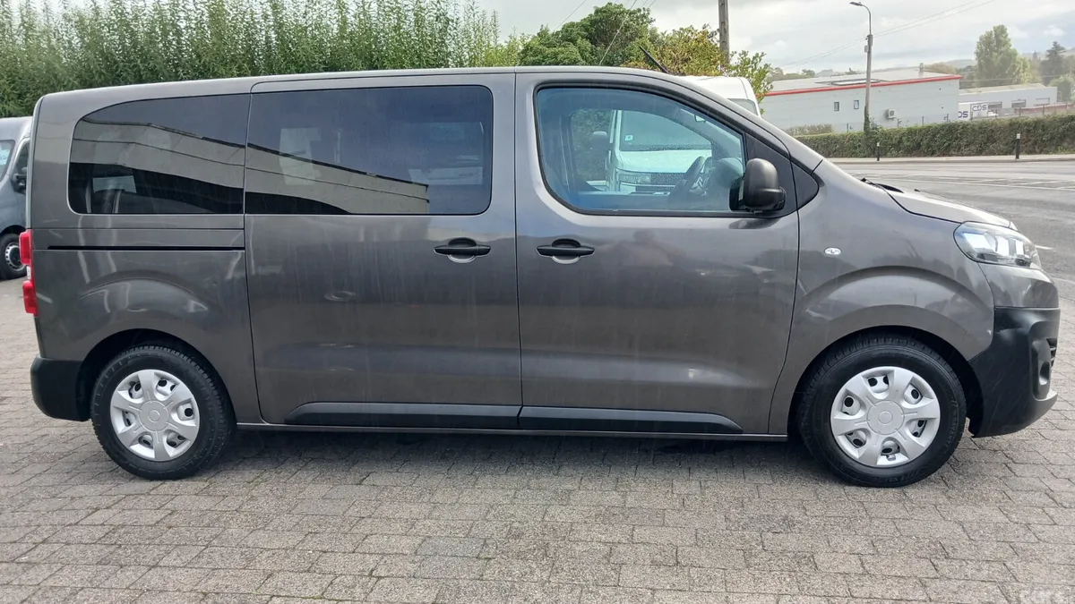 Citroen Spacetourer Estate, Diesel, 2022, Grey