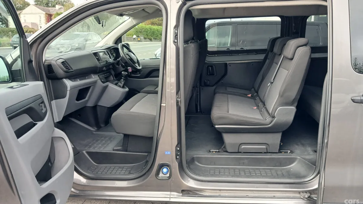 Citroen Spacetourer Estate, Diesel, 2022, Grey
