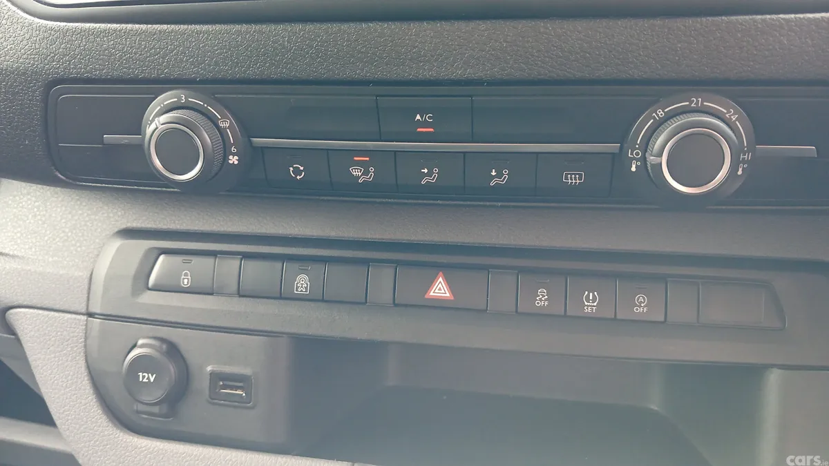 Citroen Spacetourer Estate, Diesel, 2022, Grey