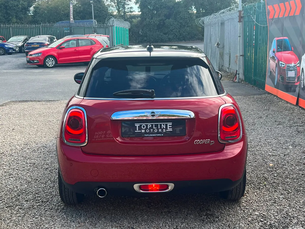 Mini Cooper Hatchback, Diesel, 2017, Red