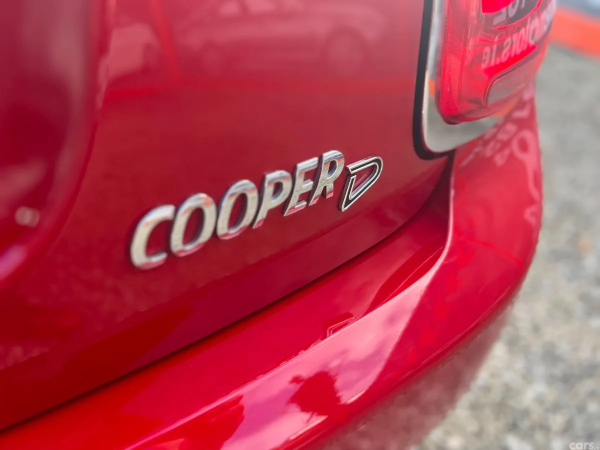 Mini Cooper Hatchback, Diesel, 2017, Red