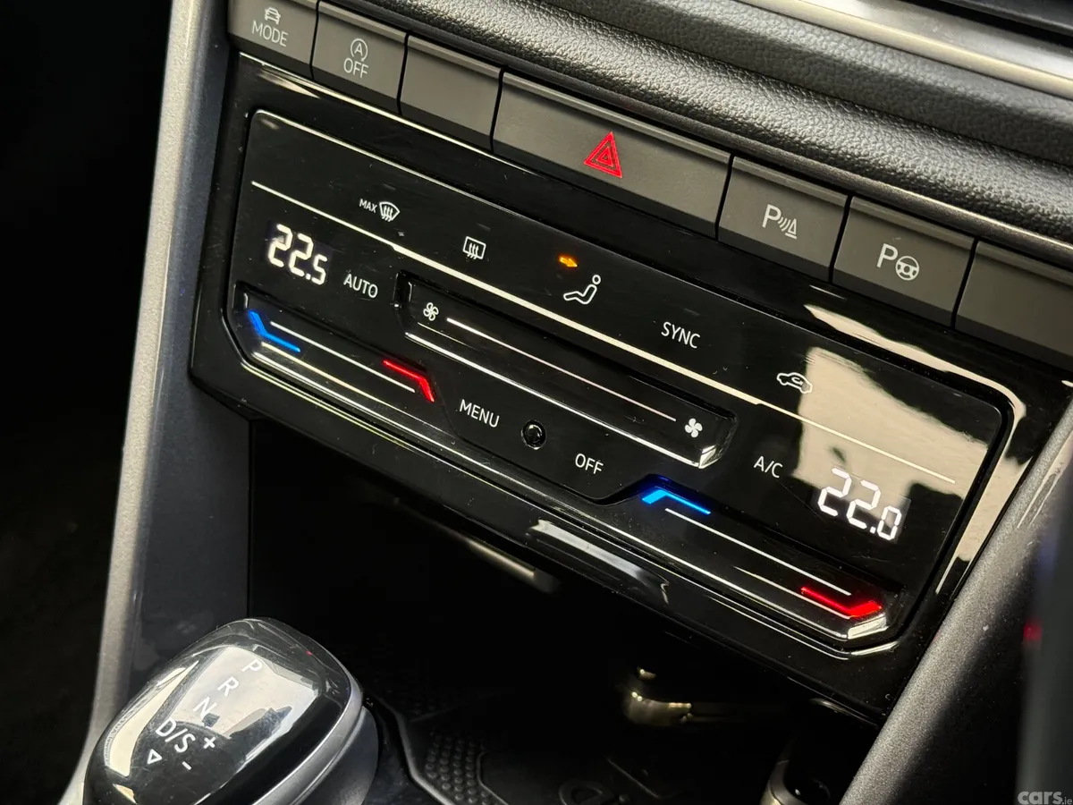 Volkswagen T-Roc SUV, Diesel, 2022, Black