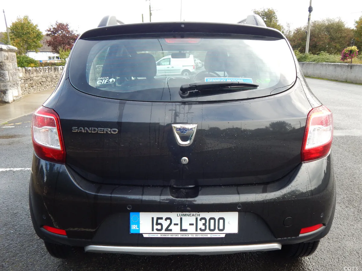 Dacia Sandero Stepway Hatchback, Petrol, 2015, Black